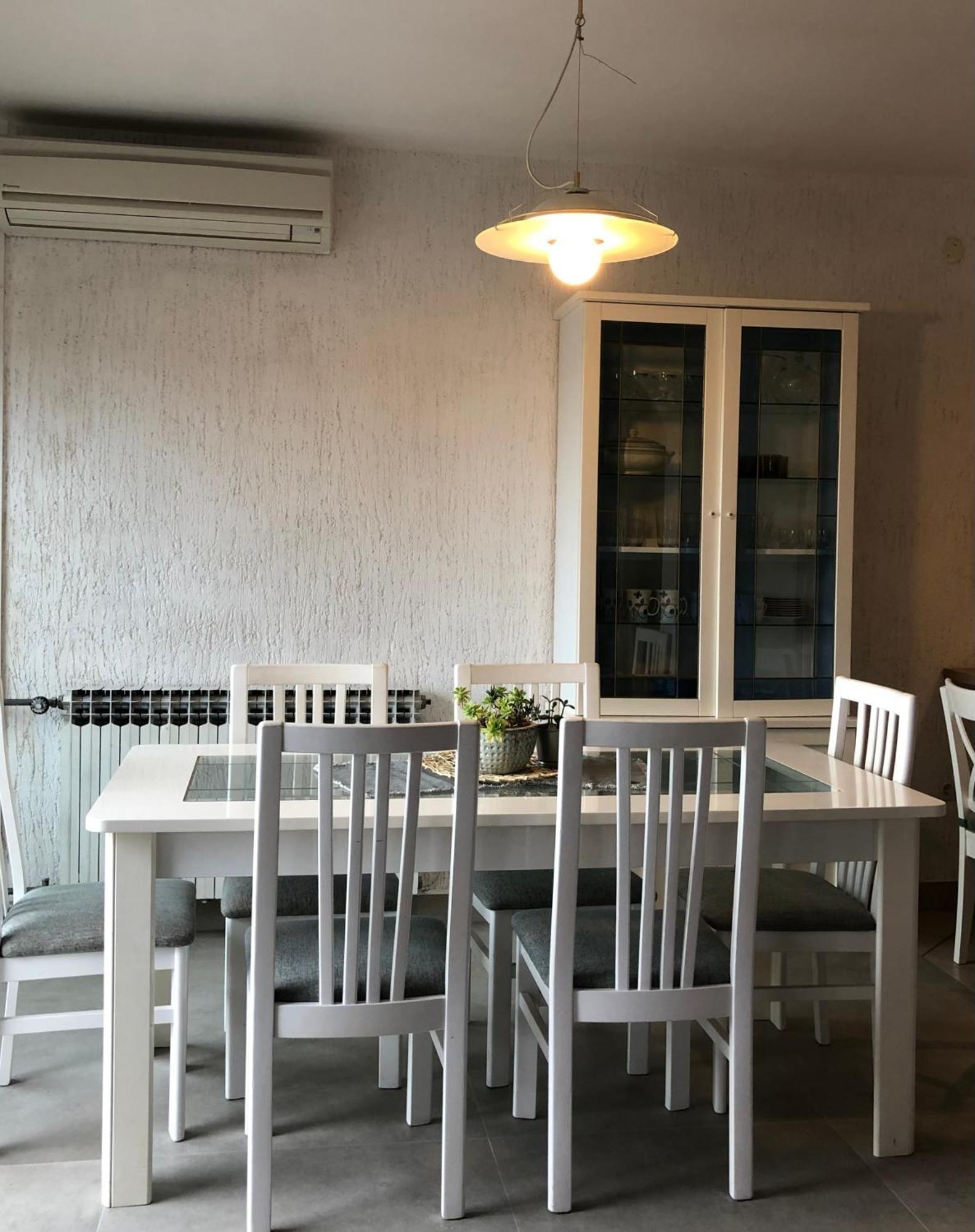 Dramalj Queen Ngoại thất bức ảnh